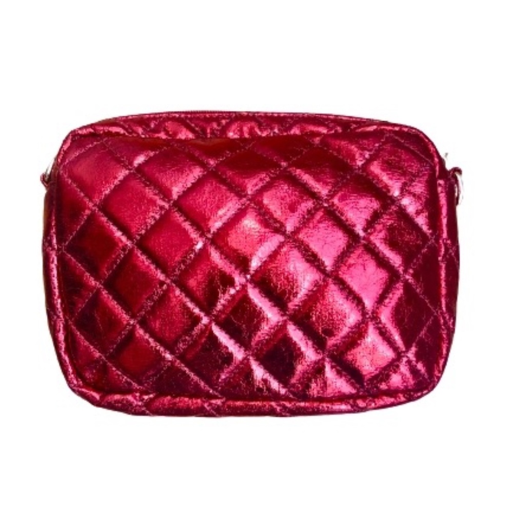 NWT Sueellen Quilted Small Crossbody Bag with Gold Chain Strap